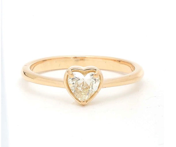 Anillo diamante corazón