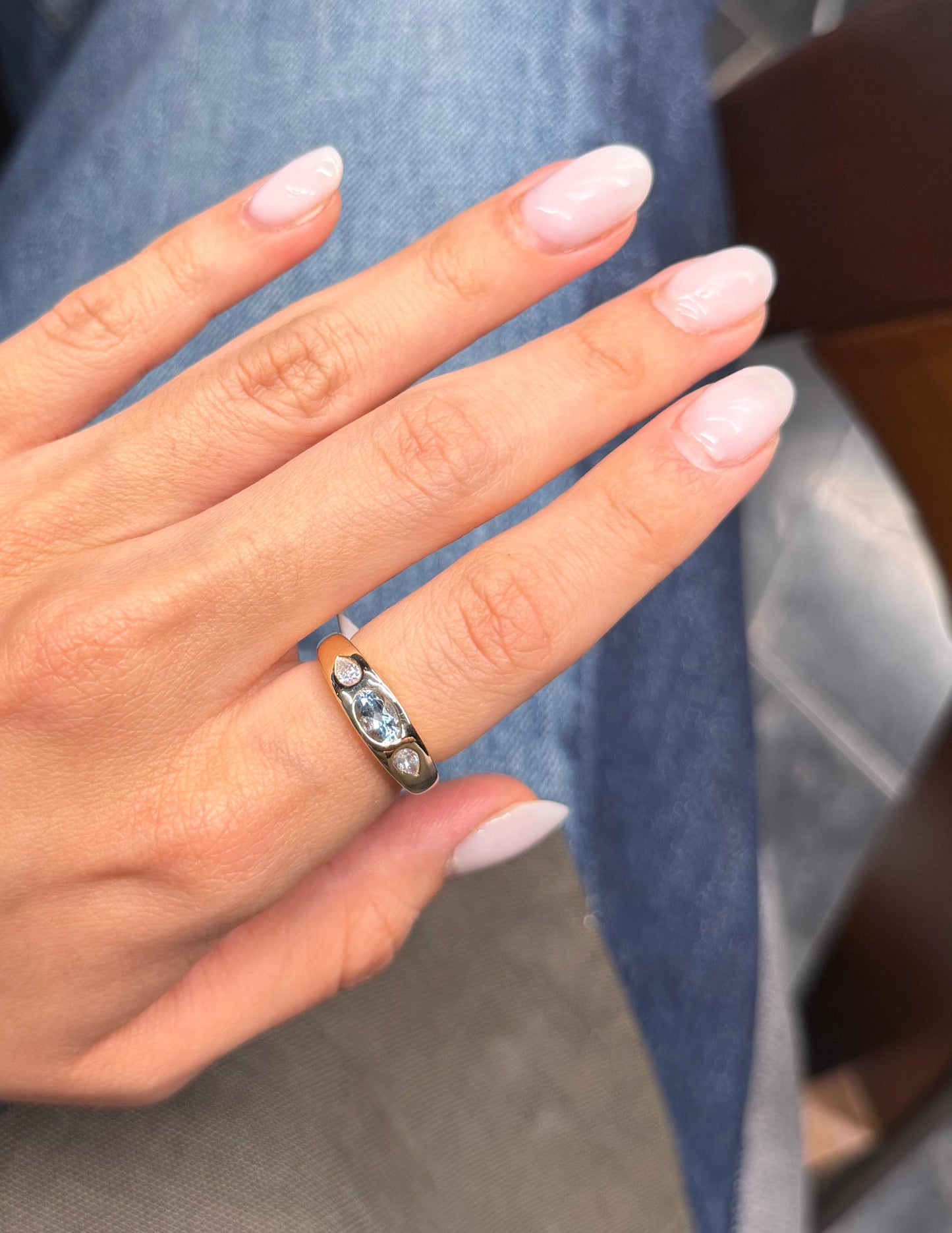 Anillo chunky aguamarina y brillantes