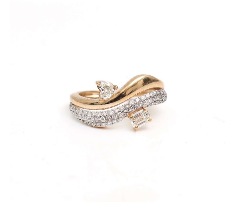 Double diamond pinky ring Corte Esmeralda y Corte corazon