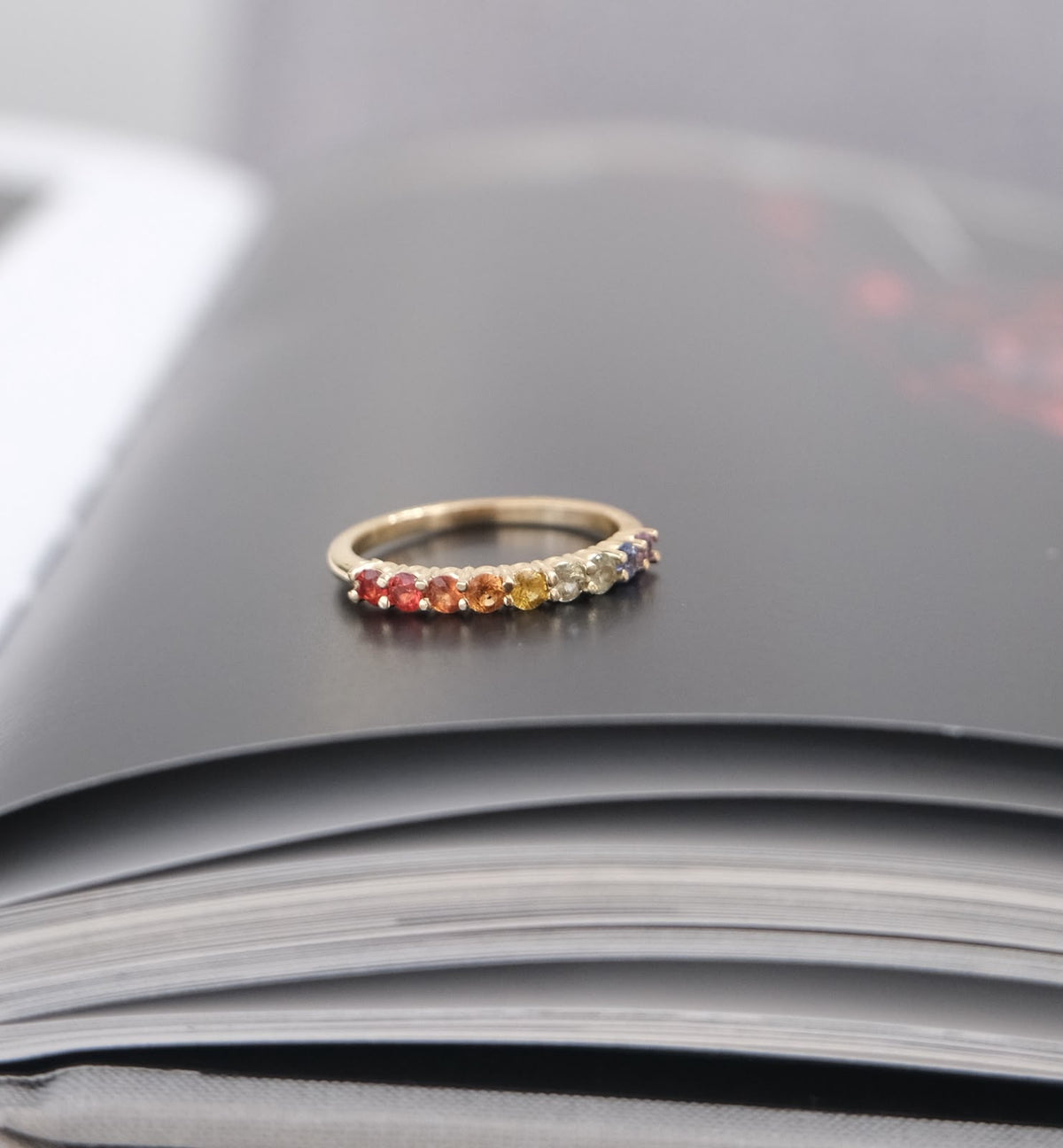 Churumbela rainbow zafiros naturales oro de 14k talla 7
