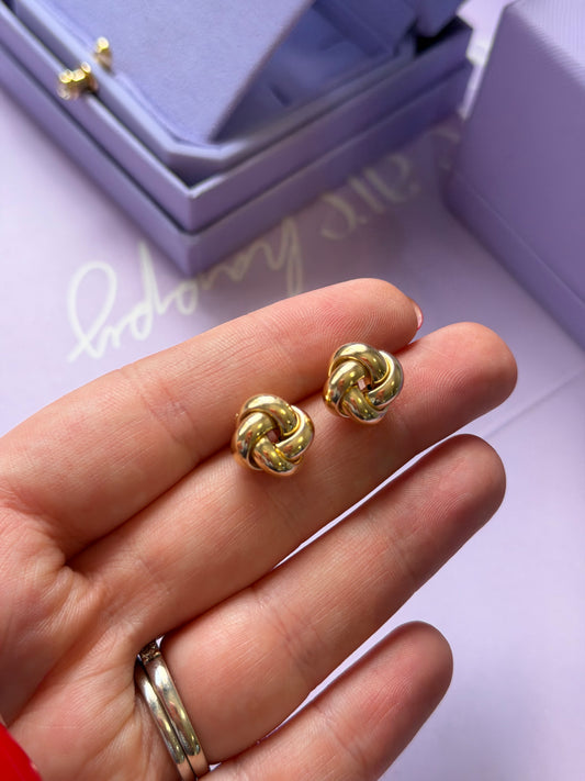Aretes nudo grandes oro amarillo