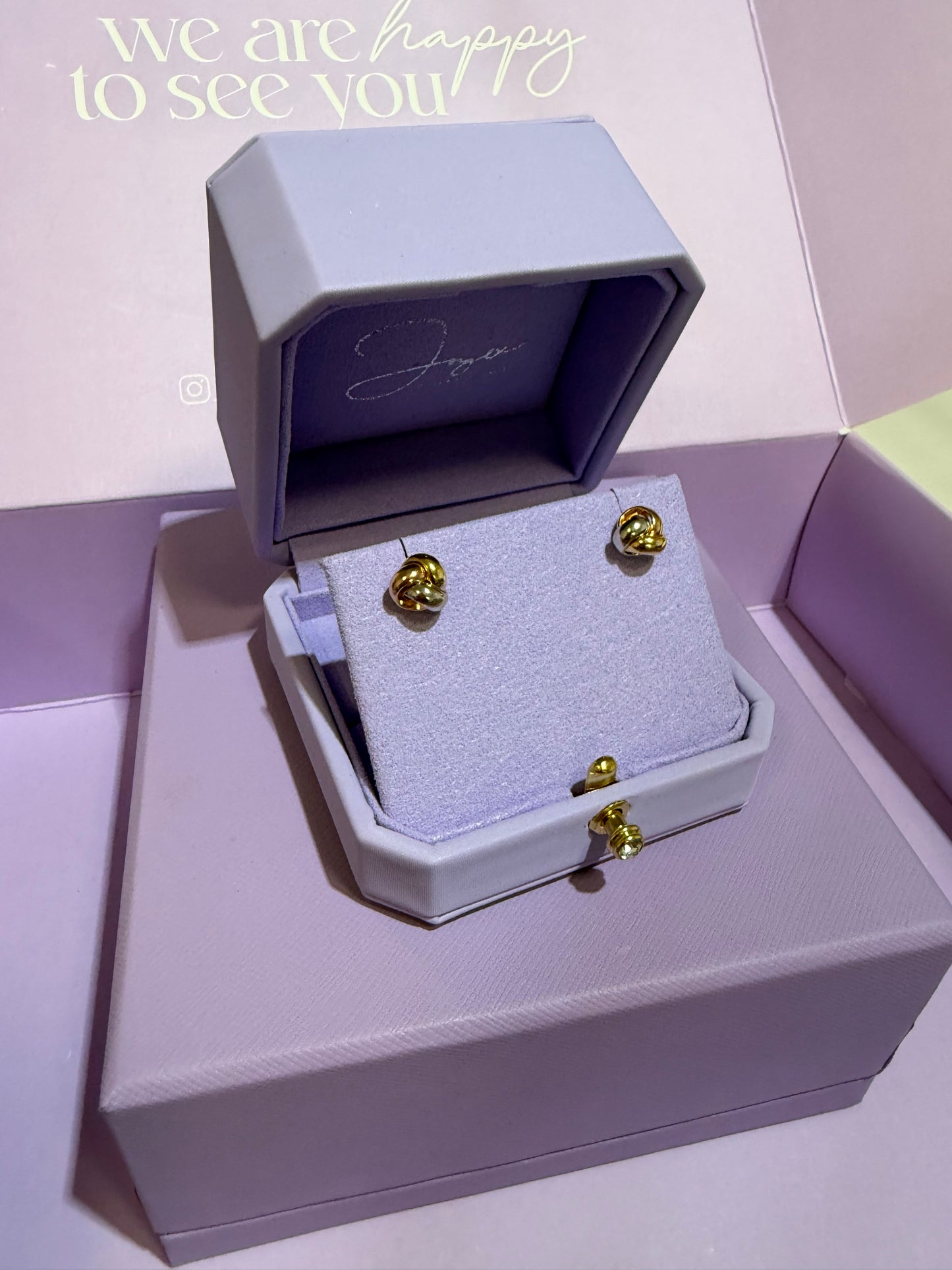 Aretes nudo medianos