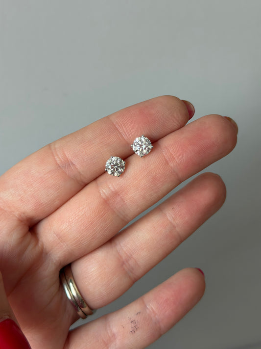 Studs diamante natural 2.00ctw