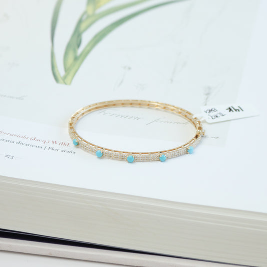 Bangle con turquesas y pave