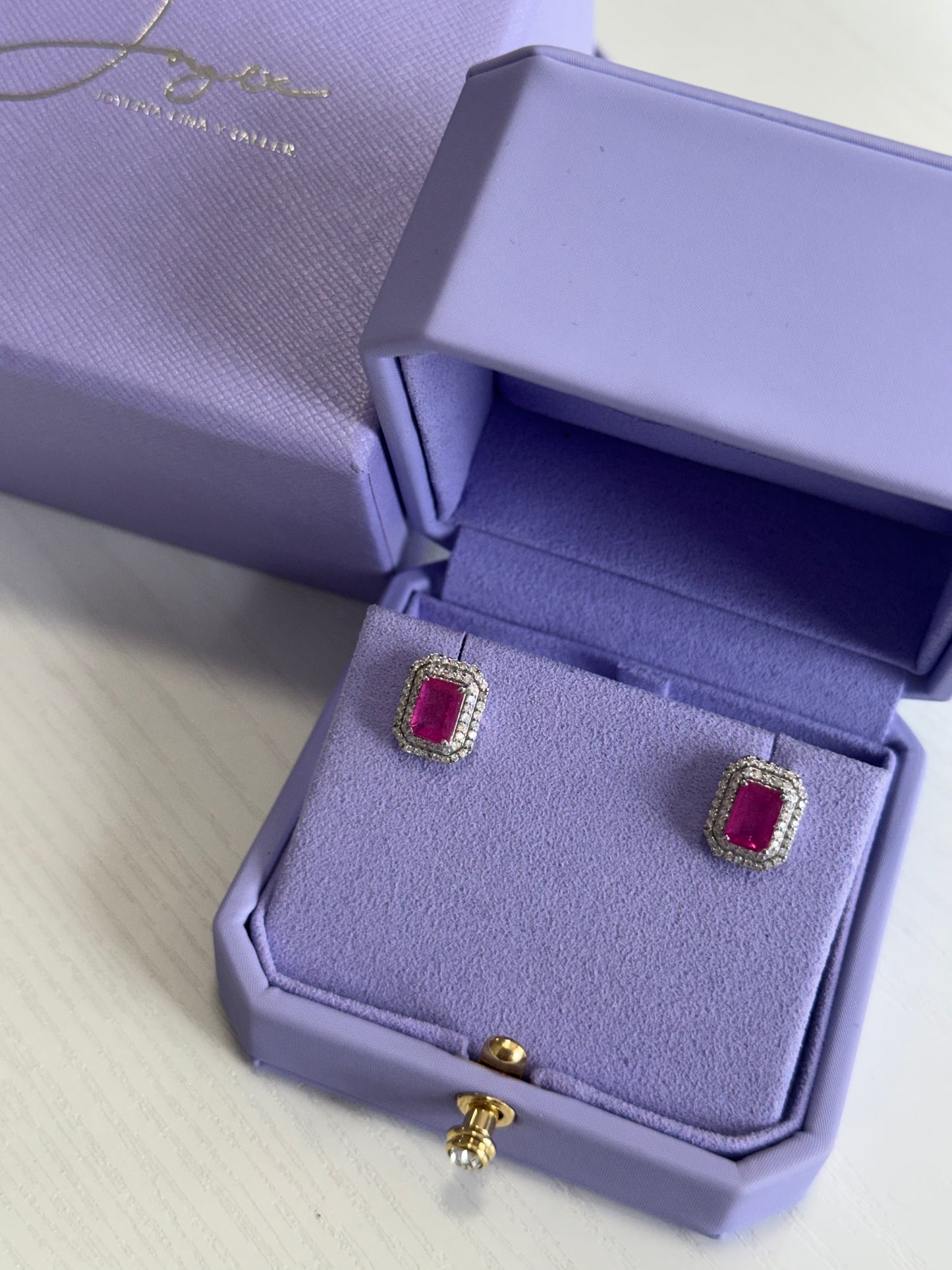 Arete rubí rosa doble halo