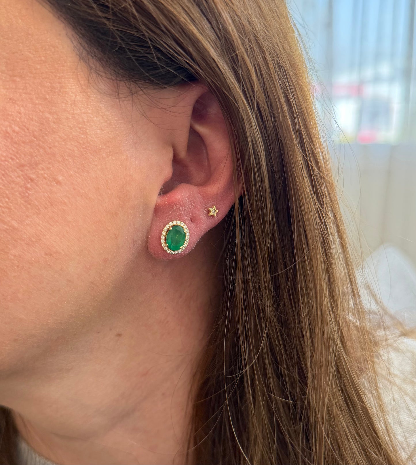 Aretes ovales esmeralda
