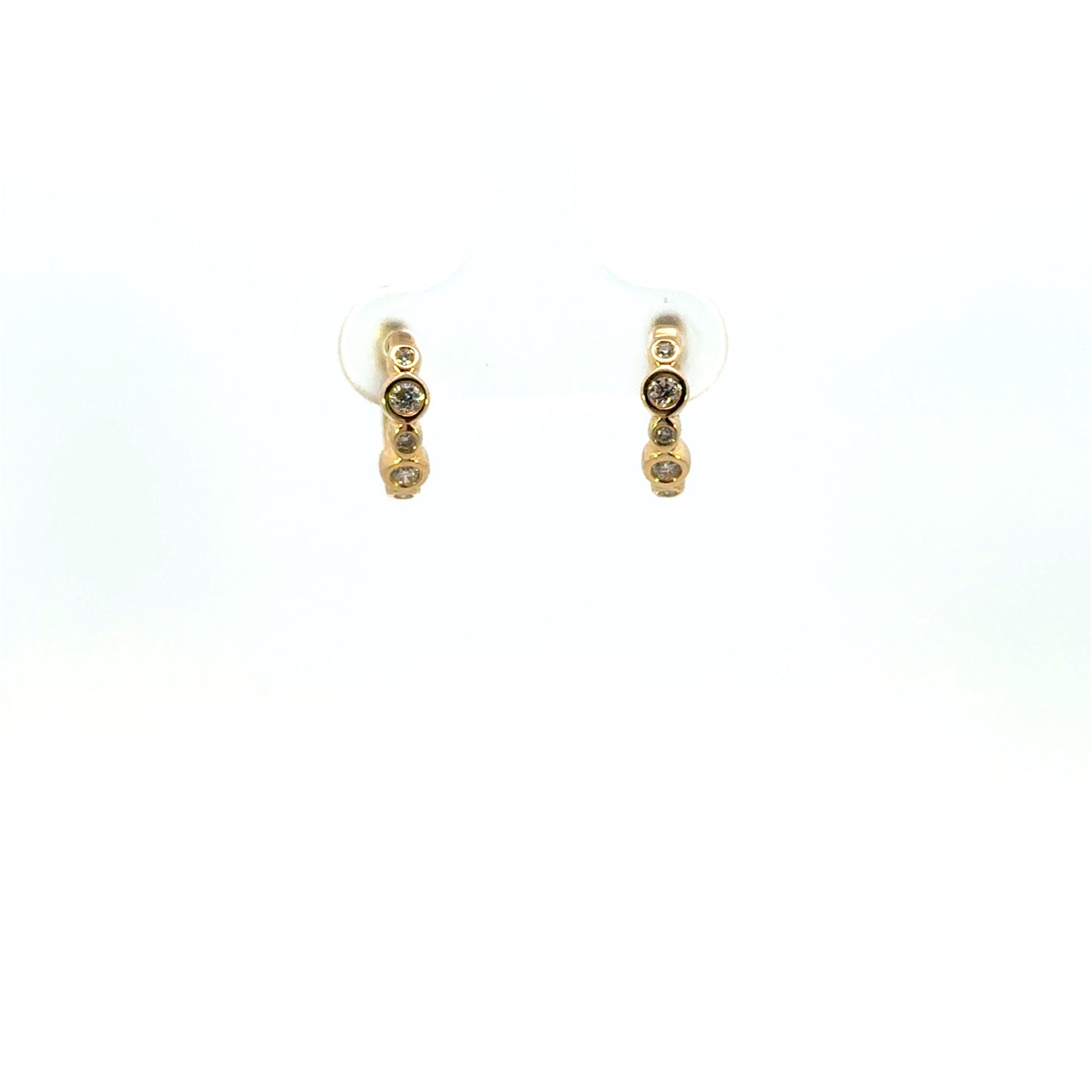 Aretes huggies mini diamantes biselados
