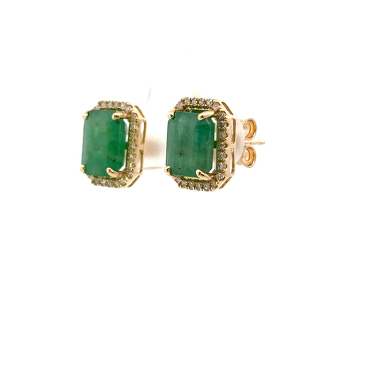Aretes esmeralda clásico con halo de diamantes