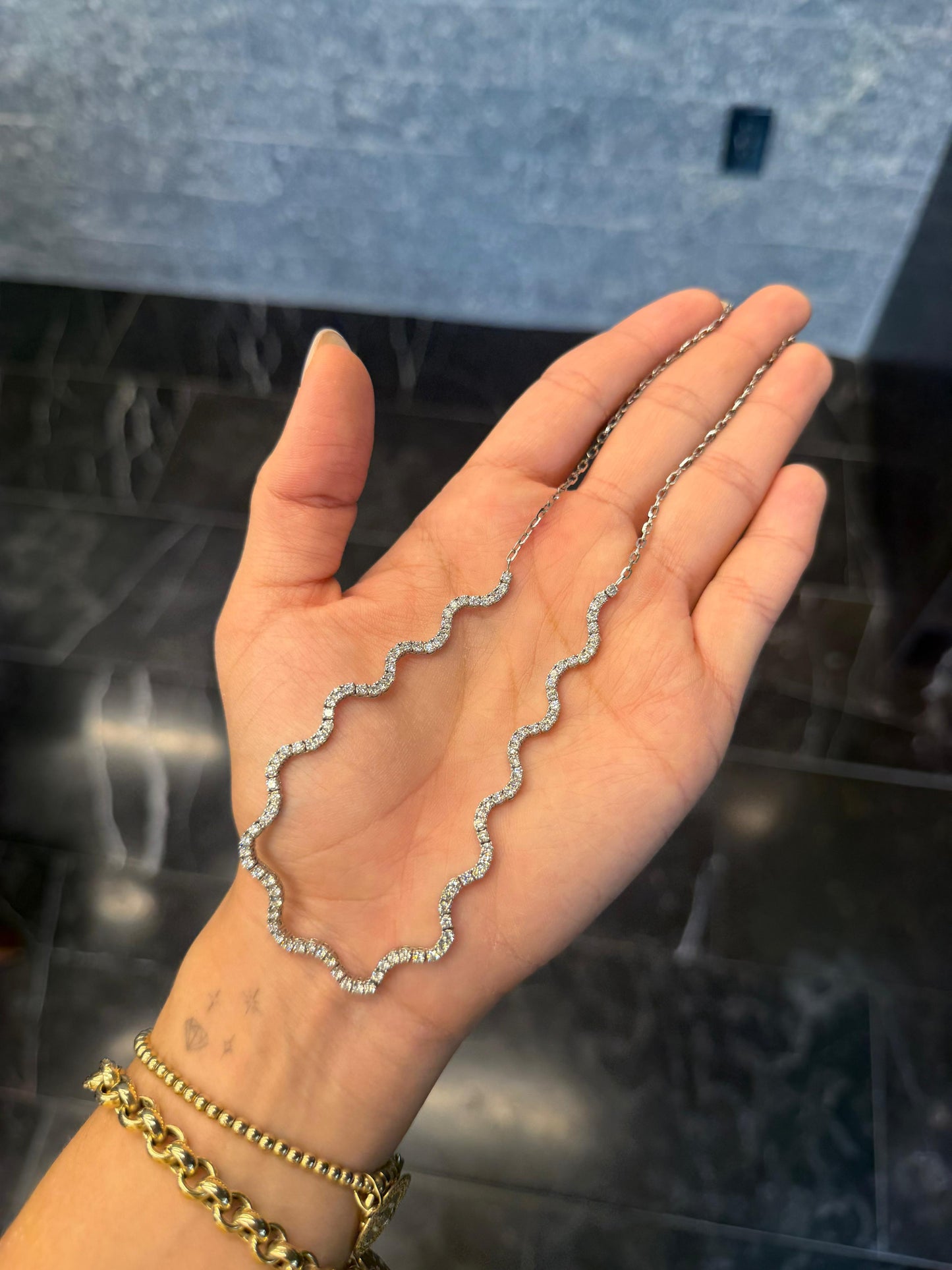 Gargantilla wavy diamantes