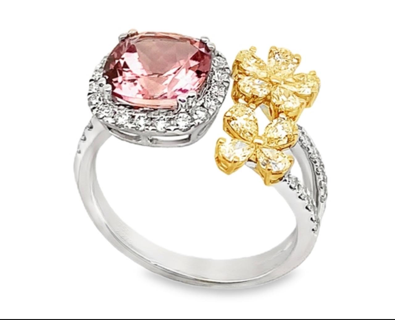 Anillo turmalina cushion