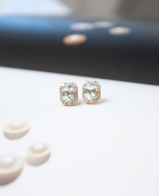 Aretes aguamarina oval con diamantes