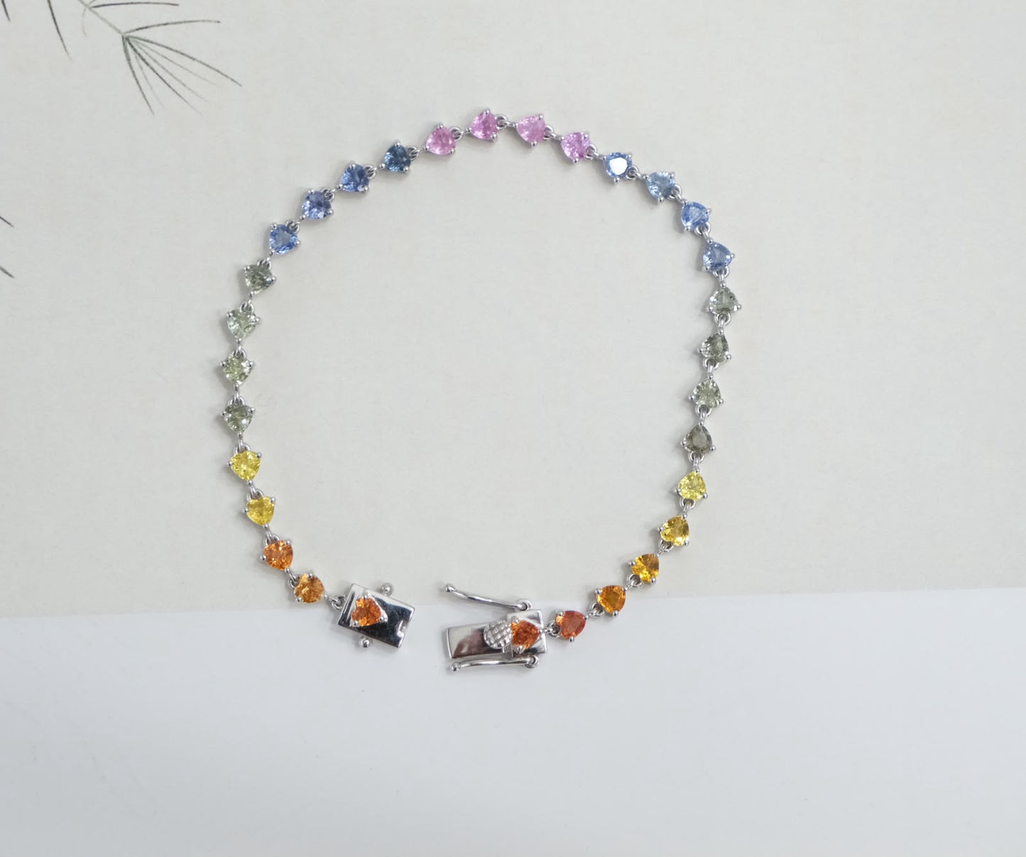 Pulseras de zafiros de corazon rainbow