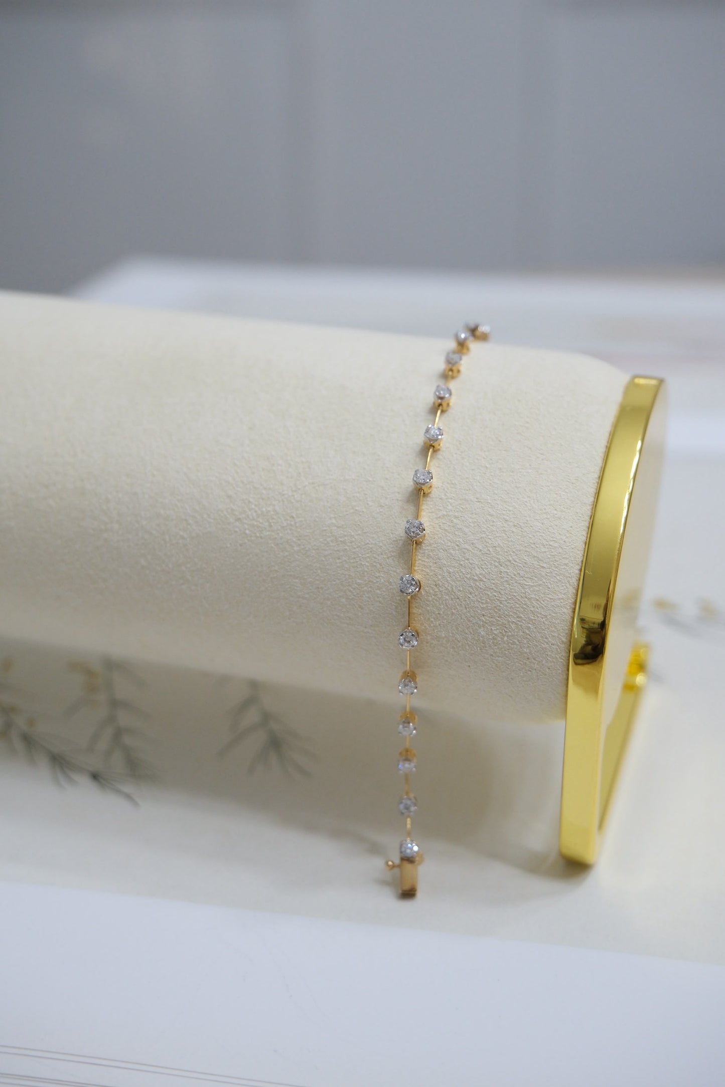 Pulsera link diamantes naturales oro amarillo