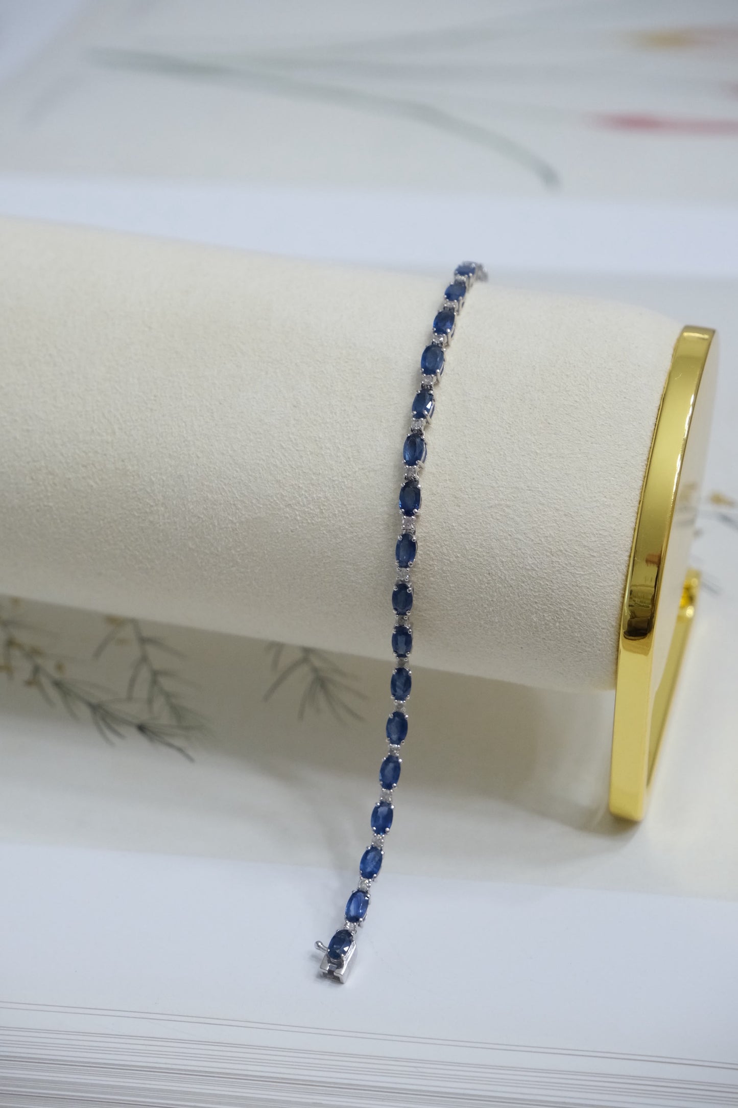 Pulsera zafiros ovalados