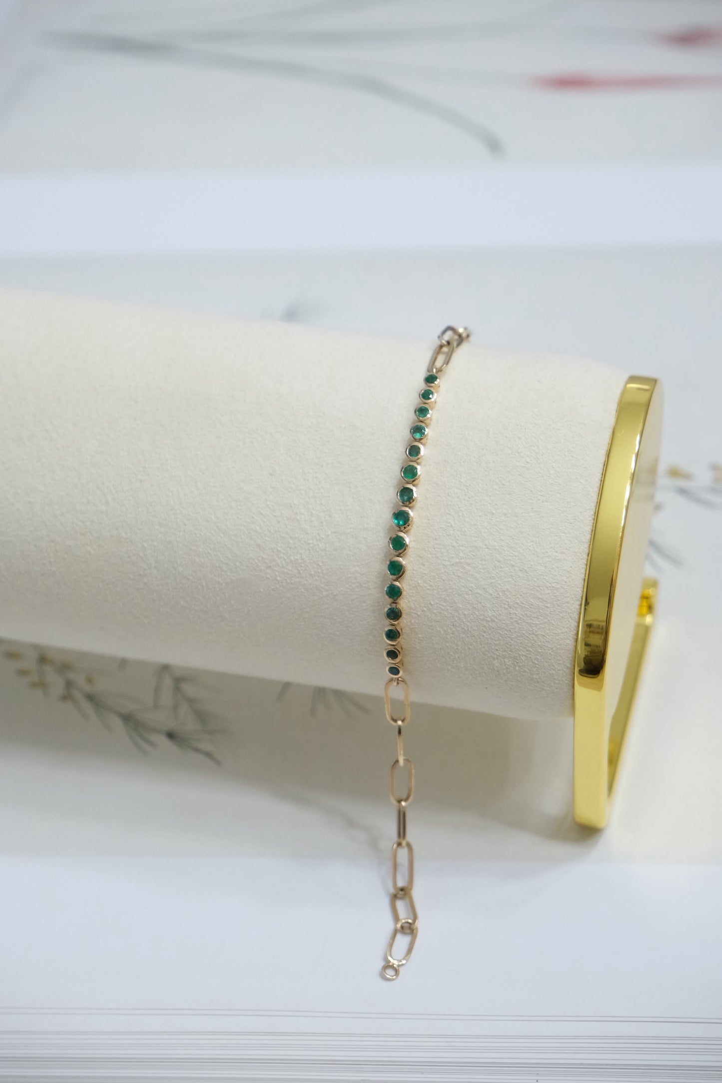 Pulsera esmeraldas biseladas