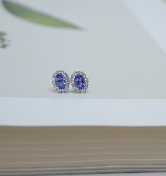 Aretes tanzanita oval con diamantes
