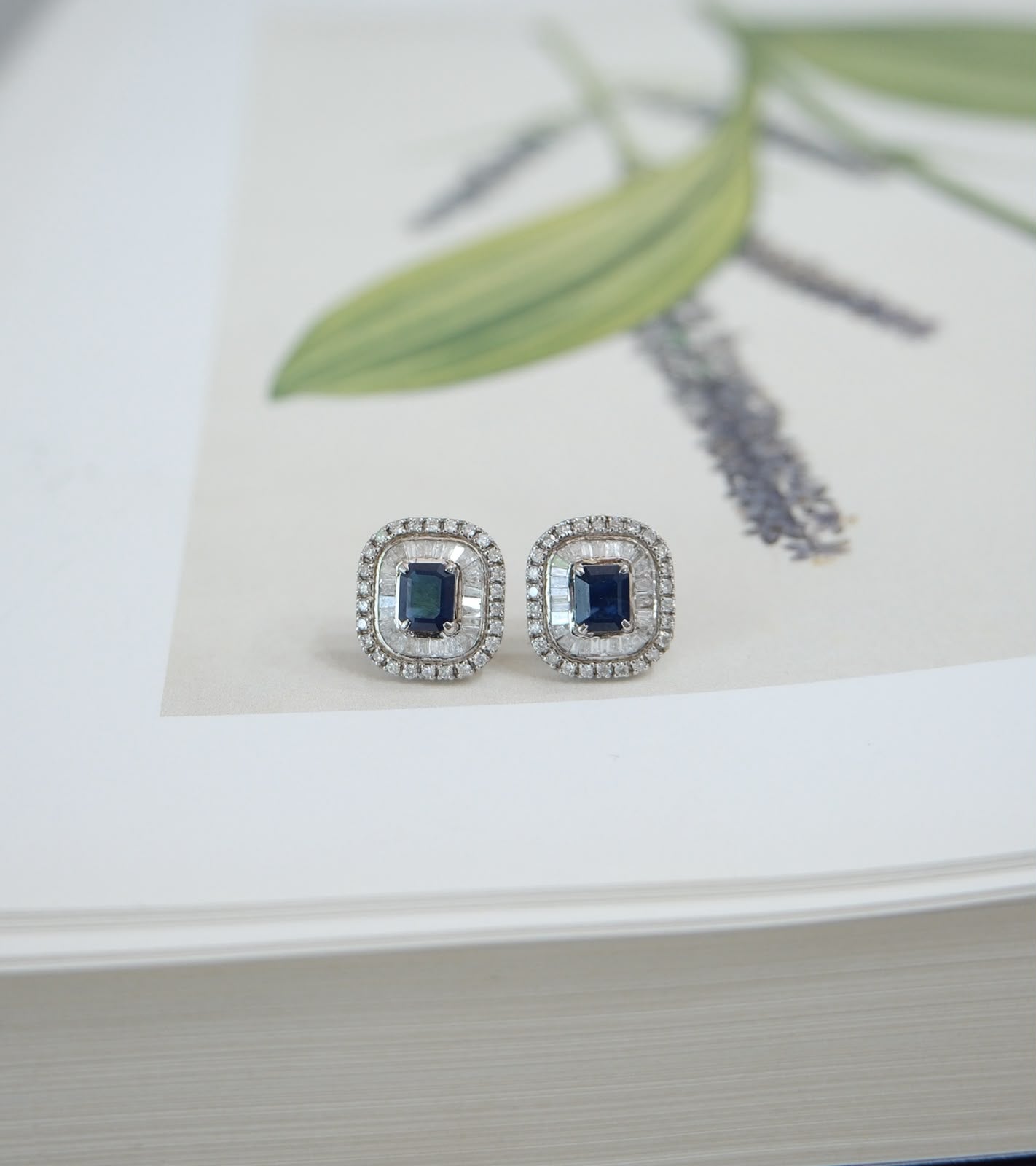 Aretes zafiro halo baguettes