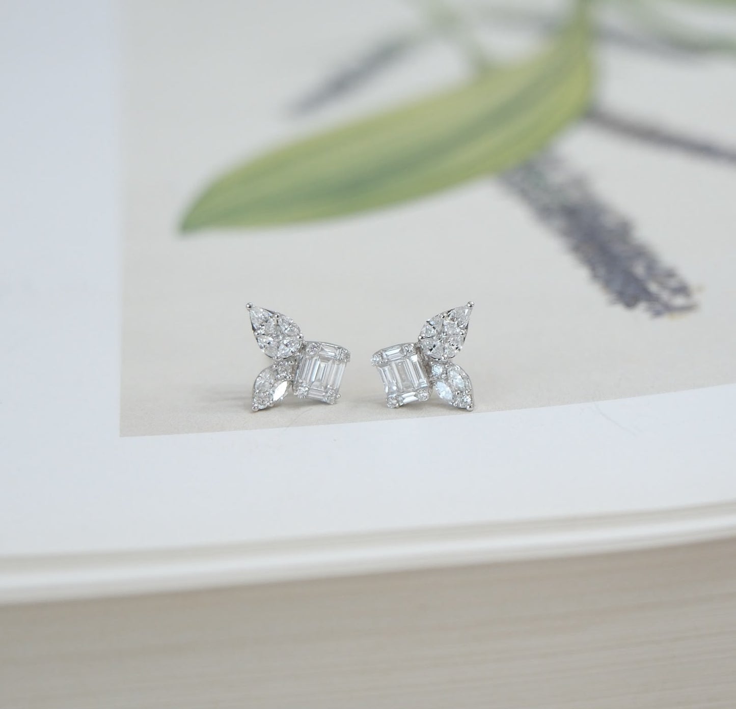 Aretes mariposa multishape 2 hojas