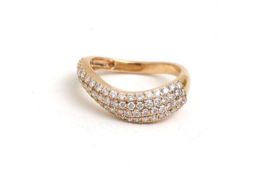 Pave wavy ring matching