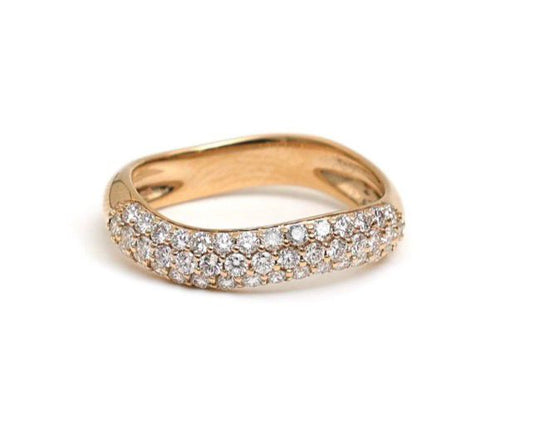 Anillo wavy half pave
