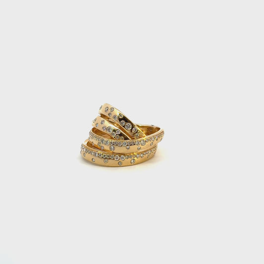 Anillo cruzado lluvia de diamantes